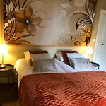 Maison De La Comtesse Bed & Breakfast Cosne-d'Allier