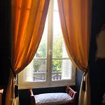 Maison De La Comtesse Bed & Breakfast