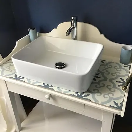 Maison De La Comtesse 3*