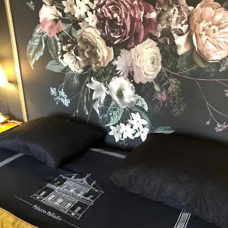 Maison De La Comtesse 3*