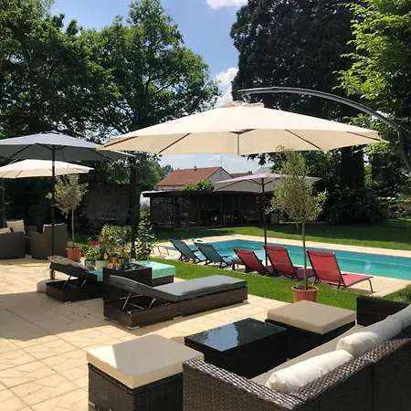 Maison De La Comtesse Bed & Breakfast Cosne-d'Allier