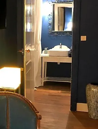 Couette-café Maison De La Comtesse 3*