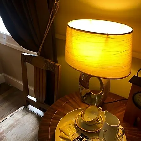 Maison De La Comtesse Bed & Breakfast