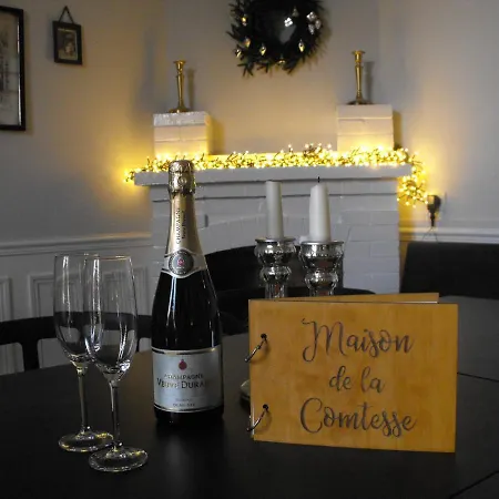 Maison De La Comtesse 3*
