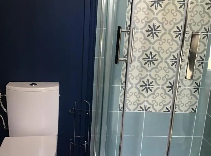 Maison De La Comtesse Bed & Breakfast Cosne-d'Allier