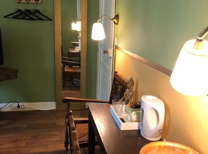 Maison De La Comtesse Bed & Breakfast