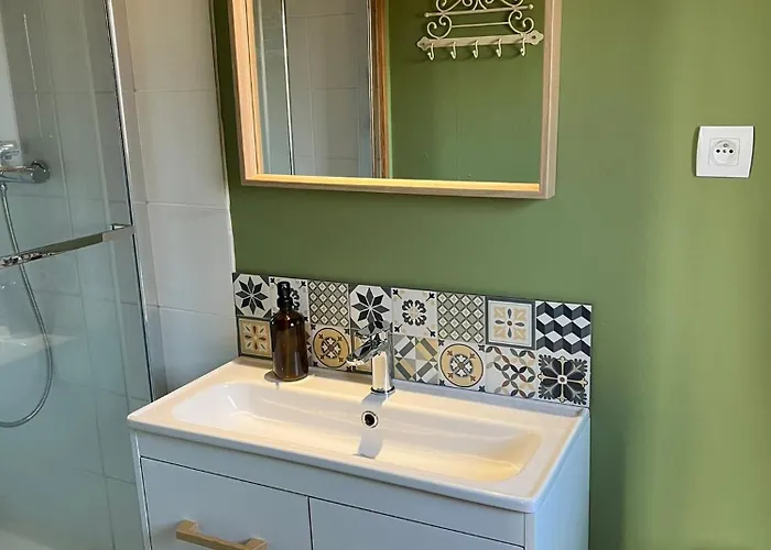 Maison De La Comtesse Bed & Breakfast Cosne-d'Allier